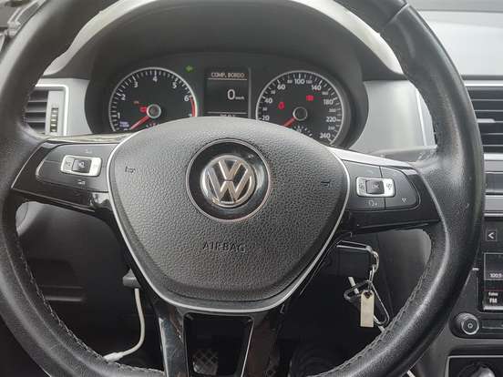 VOLKSWAGEN-FOX-1.6 MSI COMFORTLINE 8V FLEX 4P MANUAL VOLKSWAGEN-FOX-2017