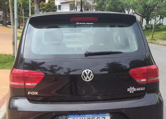VOLKSWAGEN-FOX-2017