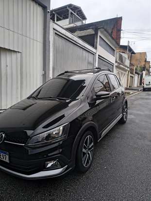 VOLKSWAGEN-FOX-2020