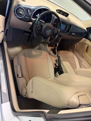 VOLKSWAGEN-FUSCA-2014
