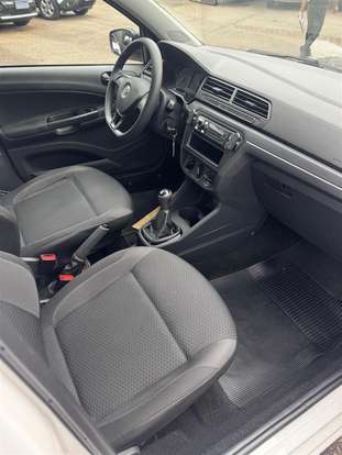 VOLKSWAGEN-GOL-2022