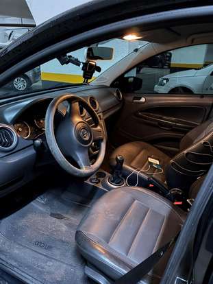 VOLKSWAGEN-GOL-2012