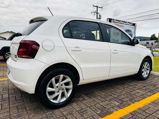 VOLKSWAGEN-GOL-1.6 16V MSI TOTALFLEX 4P AUTOMÁTICO VOLKSWAGEN-GOL-2018