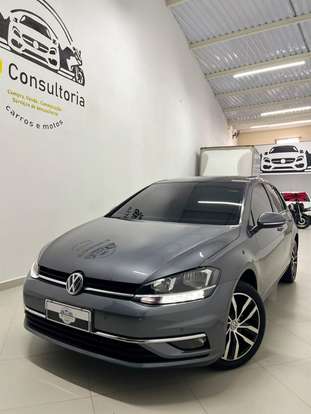 VOLKSWAGEN-GOLF-2017