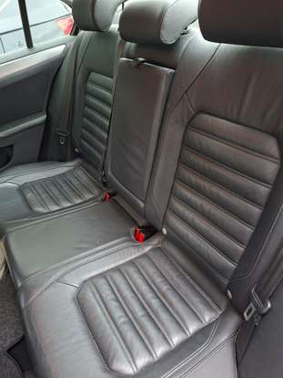 VOLKSWAGEN-JETTA-2012