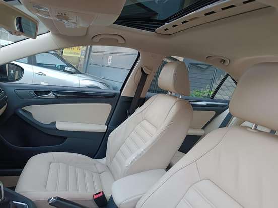 VOLKSWAGEN-JETTA-2.0 TSI HIGHLINE 211CV GASOLINA 4P TIPTRONIC VOLKSWAGEN-JETTA-2015
