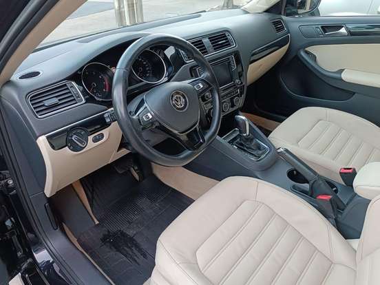 VOLKSWAGEN-JETTA-2.0 TSI HIGHLINE 211CV GASOLINA 4P TIPTRONIC VOLKSWAGEN-JETTA-2015