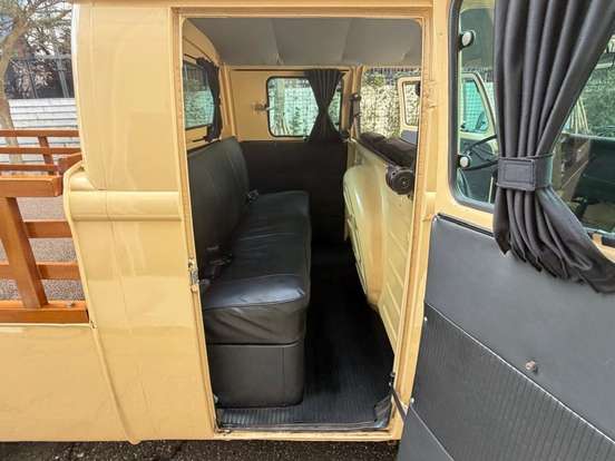 VOLKSWAGEN-KOMBI-1.6 FURGÃO 8V DIESEL 3P MANUAL VOLKSWAGEN-KOMBI-1982