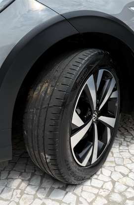 VOLKSWAGEN-NIVUS-1.0 200 TSI TOTAL FLEX HIGHLINE AUTOMÁTICO VOLKSWAGEN-NIVUS-2022