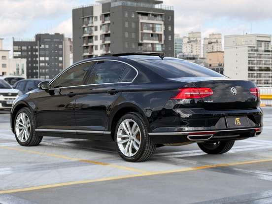 VOLKSWAGEN-PASSAT-2.0 16V TSI BLUEMOTION GASOLINA HIGHLINE 4P DSG VOLKSWAGEN-PASSAT-2018