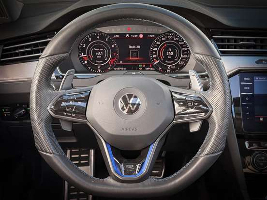 VOLKSWAGEN-PASSAT-2018