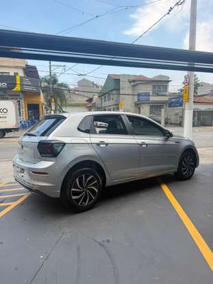 VOLKSWAGEN-POLO-2023
