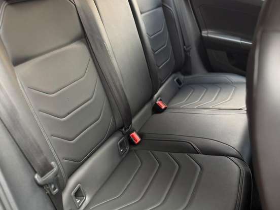 VOLKSWAGEN-POLO-1.0 170 TSI HIGHLINE AUTOMÁTICO VOLKSWAGEN-POLO-2022