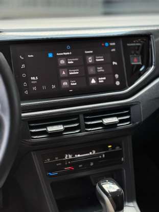 VOLKSWAGEN-POLO-2022