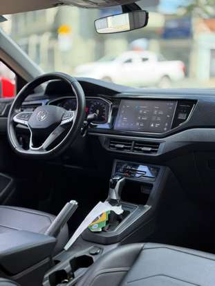 VOLKSWAGEN-POLO-2022