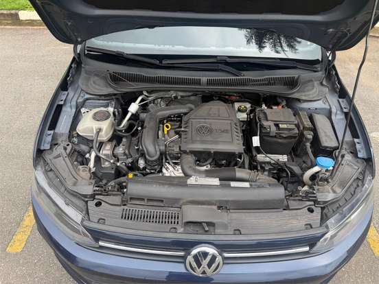 VOLKSWAGEN-POLO-1.0 200 TSI HIGHLINE AUTOMÁTICO VOLKSWAGEN-POLO-2018
