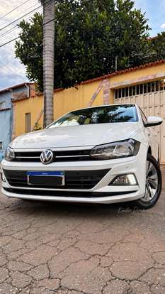 VOLKSWAGEN-POLO-1.0 200 TSI HIGHLINE AUTOMÁTICO VOLKSWAGEN-POLO-2017