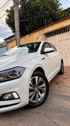 VOLKSWAGEN-POLO-1.0 200 TSI HIGHLINE AUTOMÁTICO VOLKSWAGEN-POLO-2017