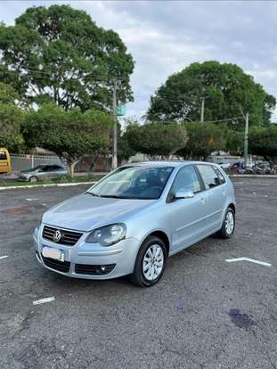 VOLKSWAGEN-POLO-2010