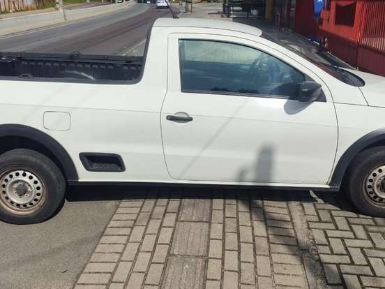 VOLKSWAGEN-SAVEIRO-1.6 MI STARTLINE CS 8V FLEX 2P MANUAL VOLKSWAGEN-SAVEIRO-2015