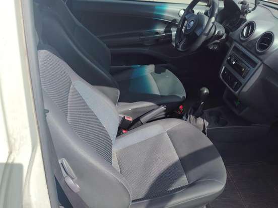 VOLKSWAGEN-SAVEIRO-1.6 MI STARTLINE CS 8V FLEX 2P MANUAL VOLKSWAGEN-SAVEIRO-2015