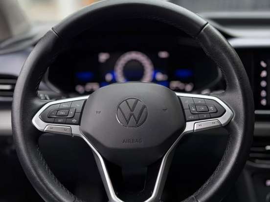 VOLKSWAGEN-TAOS-1.4 250 TSI TOTAL FLEX COMFORTLINE AUTOMÁTICO VOLKSWAGEN-TAOS-2022