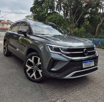 VOLKSWAGEN-TAOS-2025