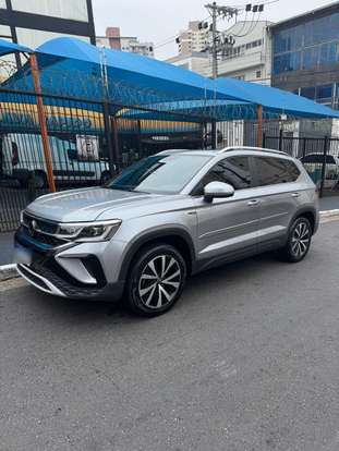 VOLKSWAGEN-TAOS-2022