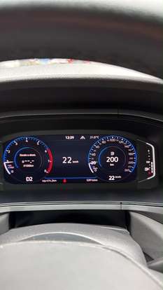 VOLKSWAGEN-TAOS-2024