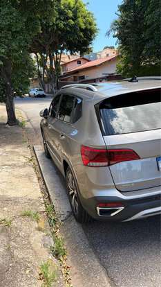 VOLKSWAGEN-TAOS-2023
