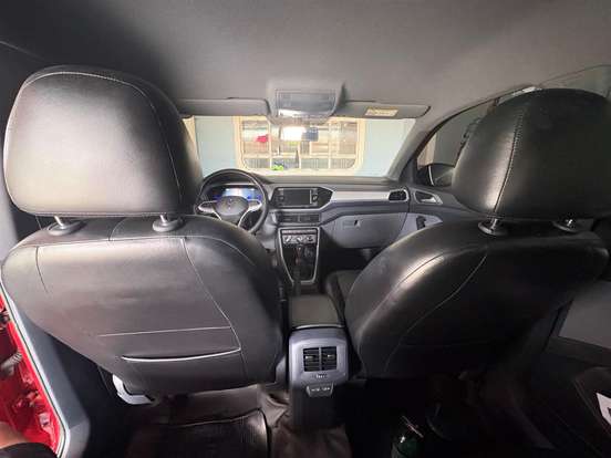 VOLKSWAGEN-T-CROSS-2022