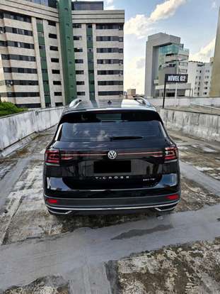 VOLKSWAGEN-T-CROSS-2020