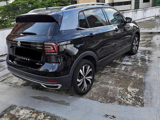 VOLKSWAGEN-T-CROSS-1.4 250 TSI TOTAL FLEX HIGHLINE AUTOMÁTICO VOLKSWAGEN-T-CROSS-2020