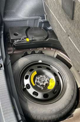 VOLKSWAGEN-T-CROSS-2019