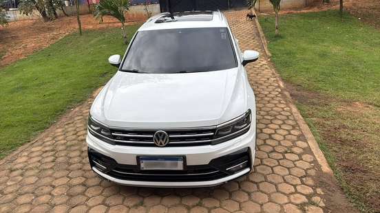 VOLKSWAGEN-TIGUAN-2018