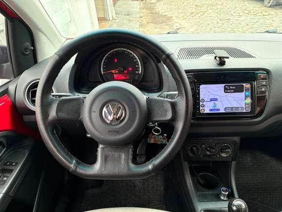 VOLKSWAGEN-UP-1.0 MPI TAKE UP 12V FLEX 4P MANUAL VOLKSWAGEN-UP-2015
