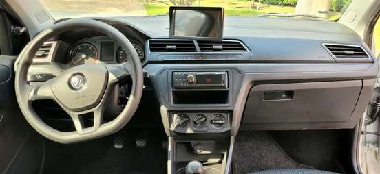 VOLKSWAGEN-VOYAGE-1.6 MSI TOTALFLEX TRENDLINE 4P MANUAL VOLKSWAGEN-VOYAGE-2018