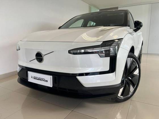 VOLVO EX30 69 KW ELÉTRICO ULTRA