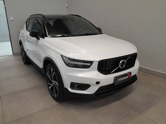 VOLVO XC40 1.5 T5 RECHARGE R-DESIGN GEARTRONIC