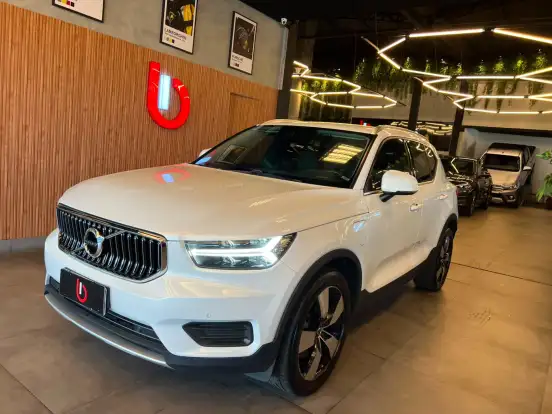 VOLVO-XC40-2.0 T4 GASOLINA INSCRIPTION GEARTRONIC VOLVO-XC40-2020