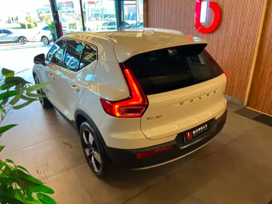 VOLVO-XC40-2.0 T4 GASOLINA INSCRIPTION GEARTRONIC VOLVO-XC40-2020