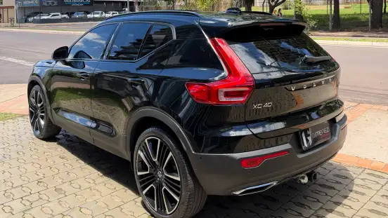 VOLVO-XC40-2.0 T5 GASOLINA R-DESIGN AWD GEARTRONIC VOLVO-XC40-2019