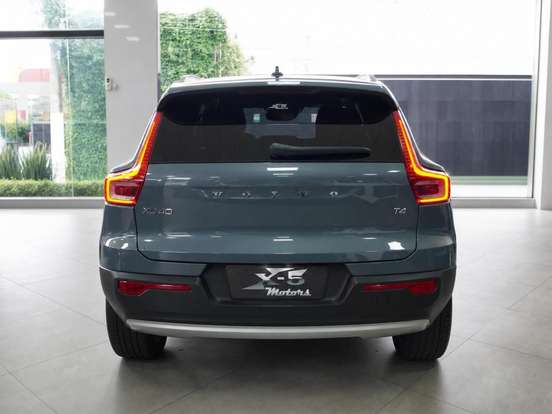 VOLVO-XC40-2.0 T4 GASOLINA INSCRIPTION GEARTRONIC VOLVO-XC40-2020
