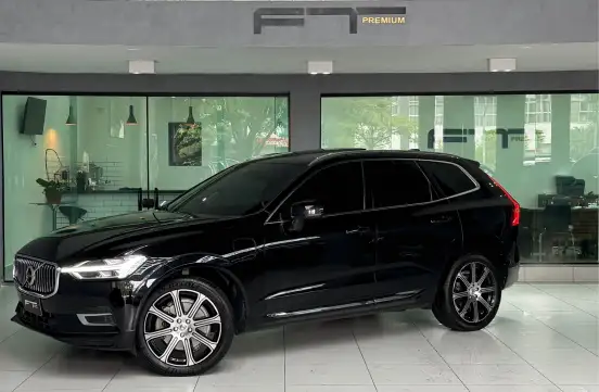 VOLVO-XC60-2020