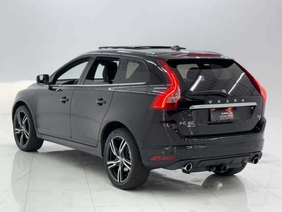 VOLVO-XC60-2.0 T5 R DESIGN TURBO GASOLINA 4P AUTOMÁTICO VOLVO-XC60-2016