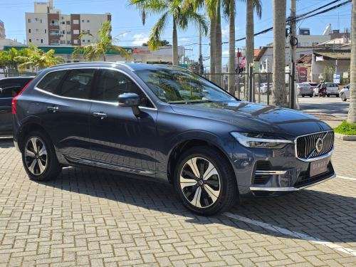 VOLVO-XC60-2023