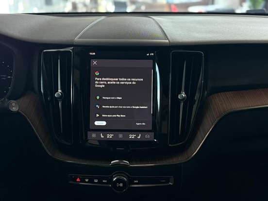 VOLVO-XC60-2024