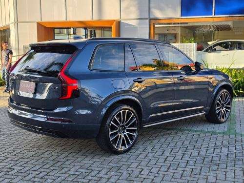 VOLVO-XC90-2025