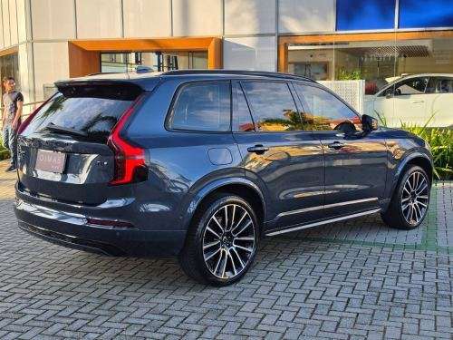VOLVO-XC90-2025
