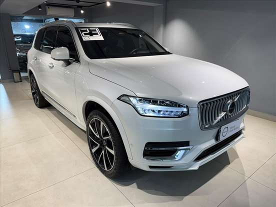 VOLVO-XC90-2023